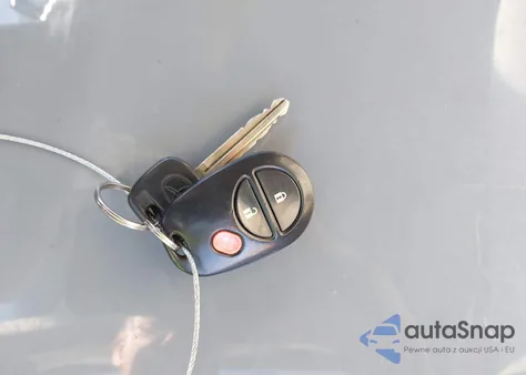 2011 Toyota Sienna from USA, damaged, VIN 5TDKA3DC9BS001403